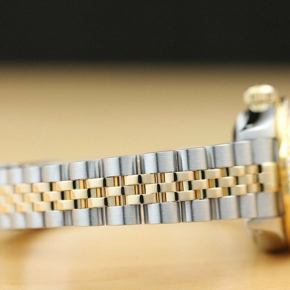 Sale! Rolex Datejust 1CT+ Diamond Bezel! Mint condition - Picture 8 of 9